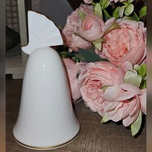 Danbury Mint Noritake Japan White And Gold Fan Bell